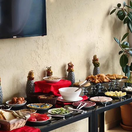 Къща за гости The Hill 3*