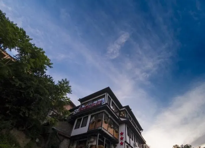 The Hill ヴェリコ・タルノヴォ